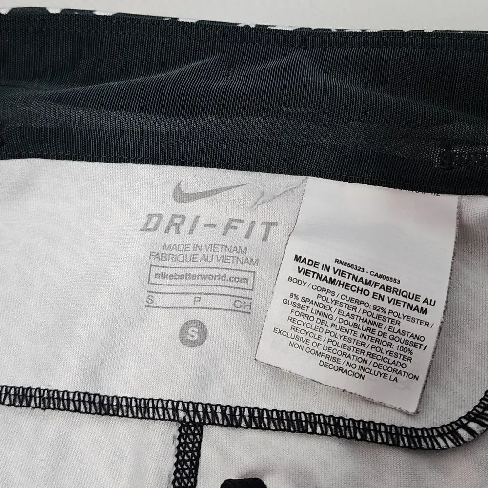 Nike Dri-Fit Womens Size Small White Black Abstract Capri Leggings